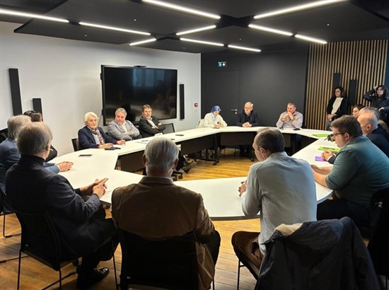 Photo équipes C.R.A et Medef Marne